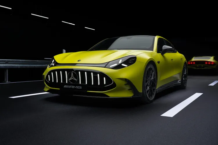 مرسدس AMG GT برقی با شتاب ۲ ثانیه‌ای از راه رسید