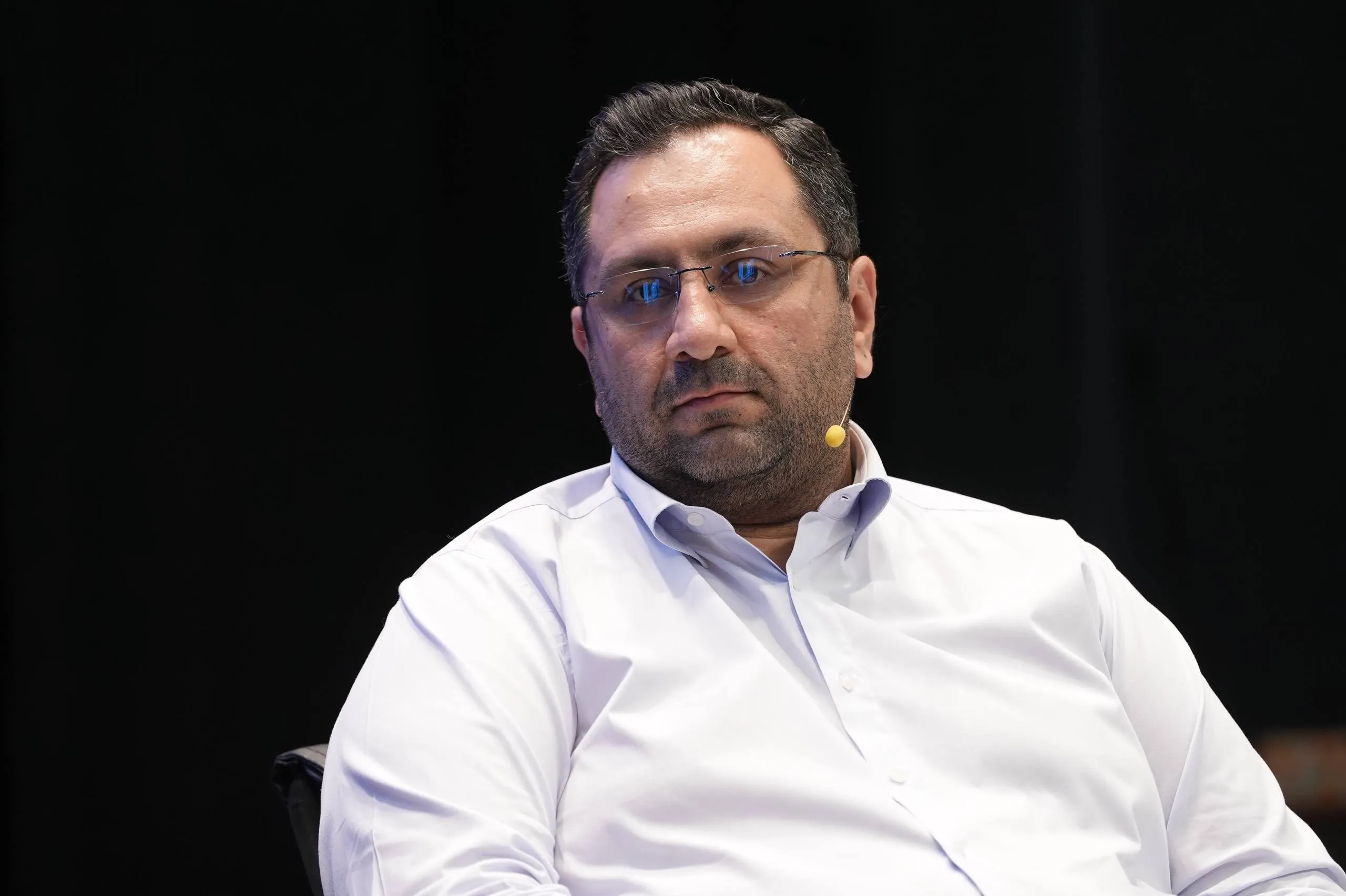 معاون وزیر ارتباطات: رشد پیام‌رسان‌های داخلی نباید با فیلترینگ رقبای خارجی رقم بخورد
