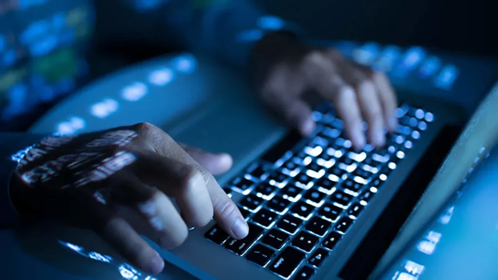 کلاهبرداری اینترنتی