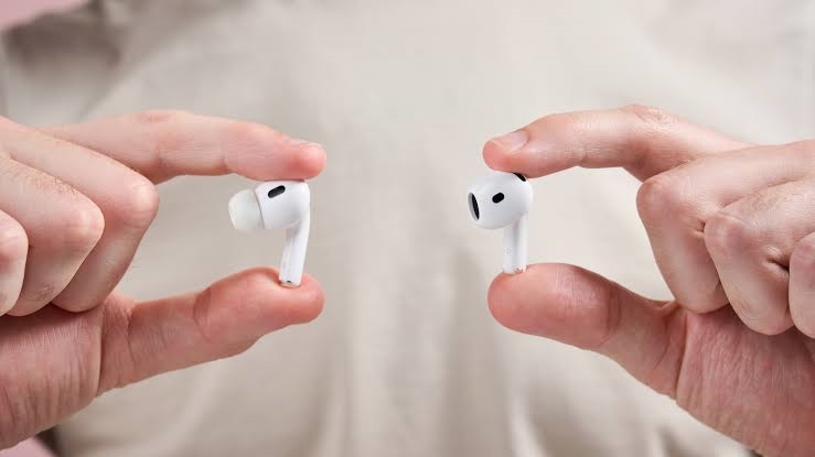 AirPods Ultra