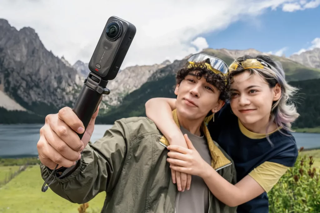 Insta360 X6